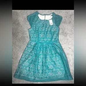 $7 FOREVER 21 SKATER DRESS. NEW WITH TAGS. SIZE MED. $7 WHEN BUNDLED